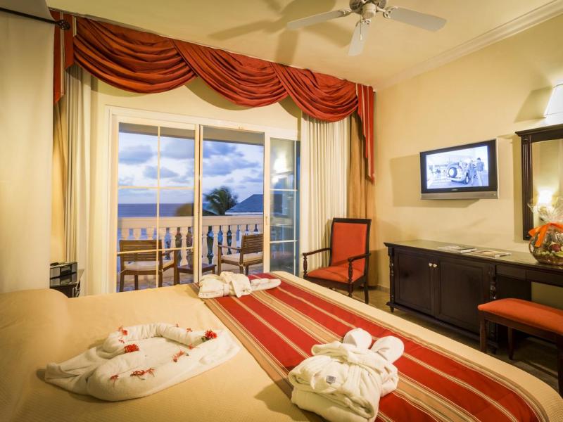 Grand Palladium Resort & Spa