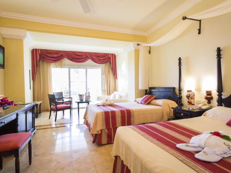 Grand Palladium Resort & Spa