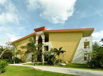 Grand Palladium Kantenah Resort & Spa