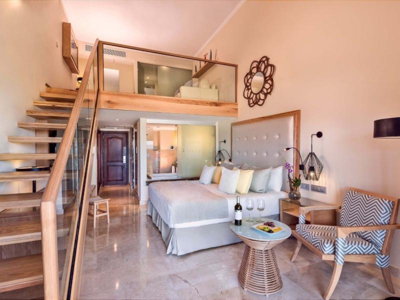 Grand Palladium Palace Resort Spa & Casino