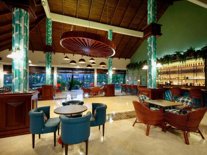 Grand Palladium Palace Resort Spa & Casino