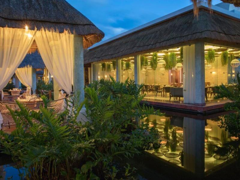 Grand Palladium White Sand Resort & Spa