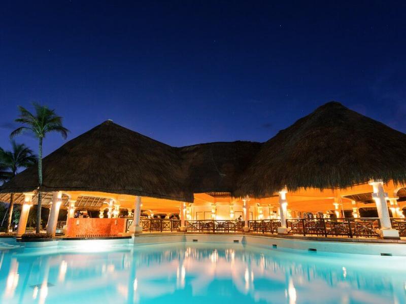 Grand Palladium White Sand Resort & Spa