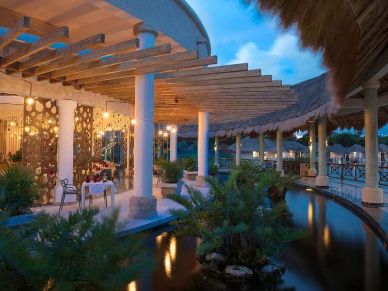 Grand Palladium White Sand Resort & Spa