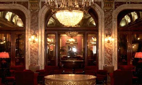 Grand Plaza