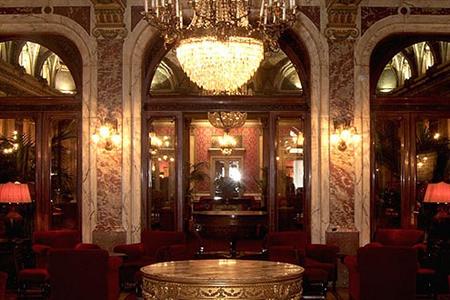 Grand Plaza