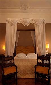 Grand Plaza