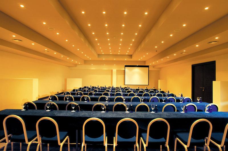 Grand Resort Lagonissi (Gold Club)