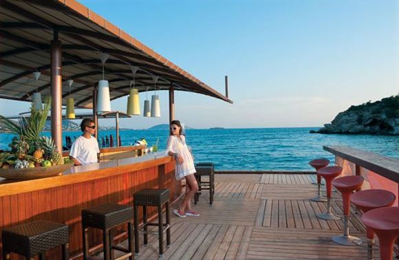 Grand Resort Lagonissi (Exclusive Club)