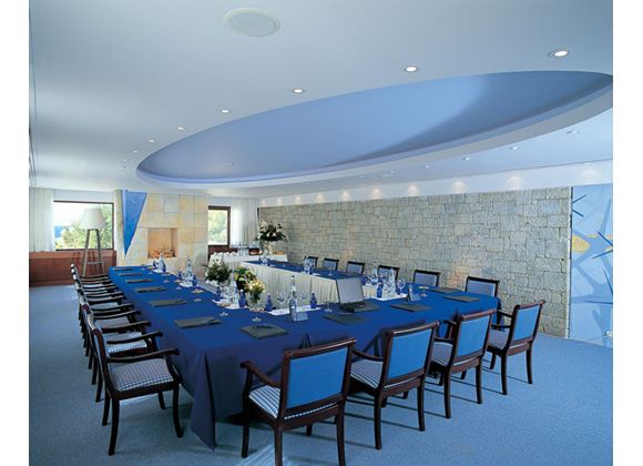 Grand Resort Lagonissi