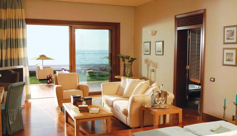 Grand Resort Lagonissi