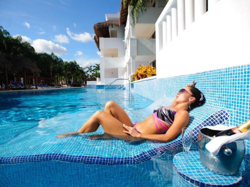 Grand Riviera & Sunset Princess All Suites & Spa Resort