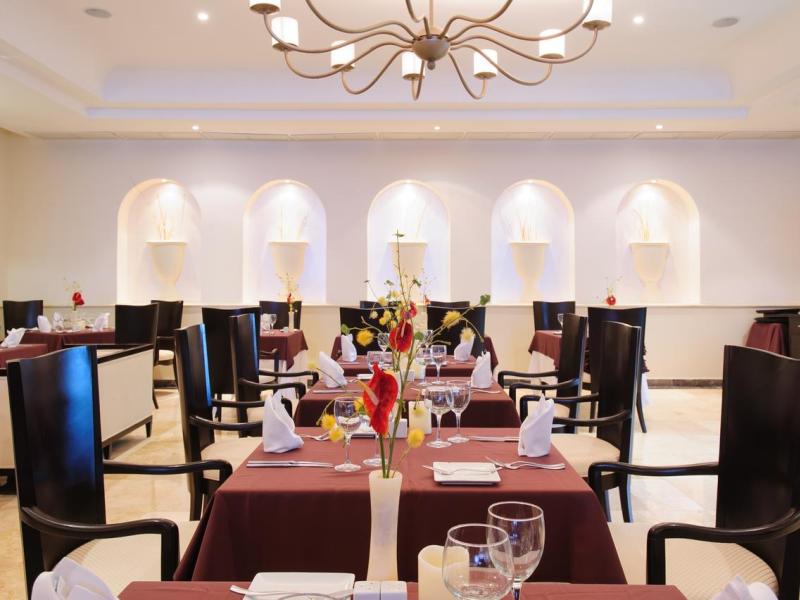 Grand Riviera & Sunset Princess All Suites & Spa Resort
