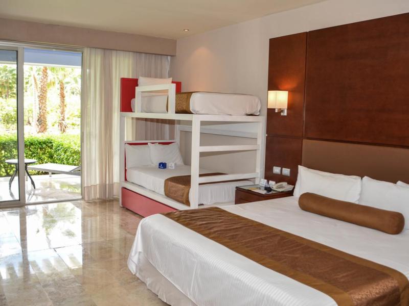 Grand Riviera & Sunset Princess All Suites & Spa Resort