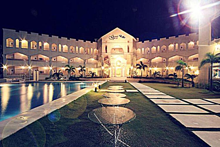 Grand Vista Boracay Resort & Spa