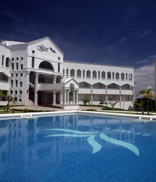 Grand Vista Boracay Resort & Spa