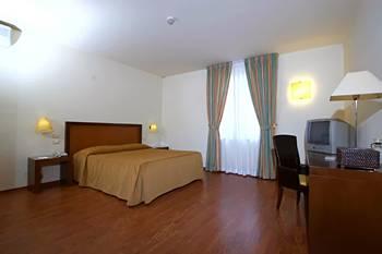 Отель Grande Albergo Sole Италия, Палермо, фото 9