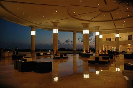 Seadust Cancun Family Resort