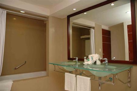 Seadust Cancun Family Resort