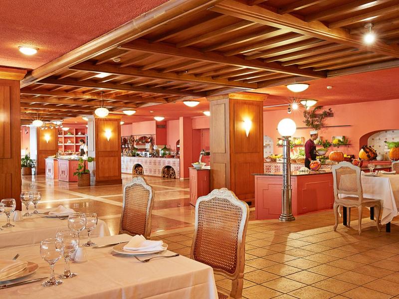 Grecotel Lux.Me Daphnila Bay Dassia