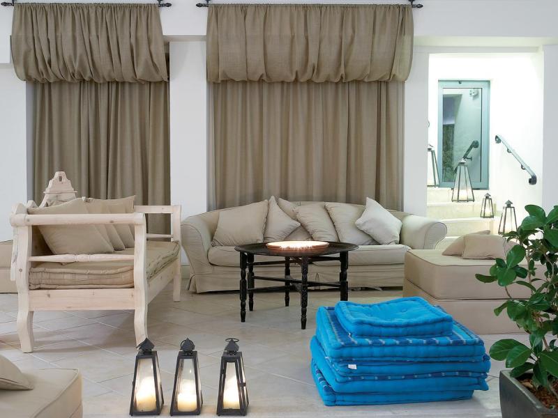 Grecotel Plaza Beach House