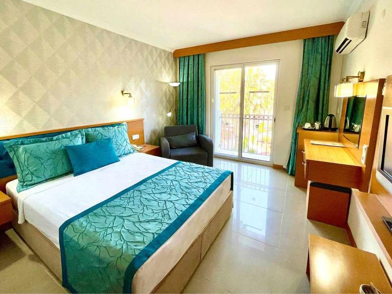 Green Forest Holiday Village