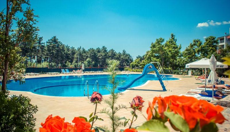 Green Fort Aparthotel