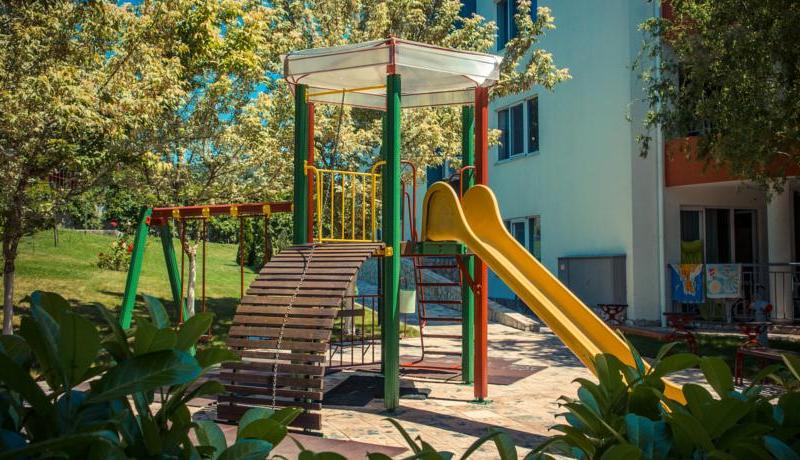 Green Fort Aparthotel