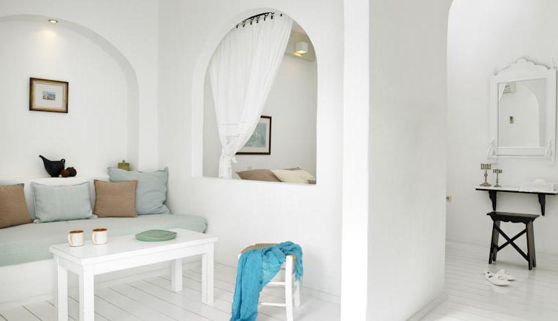 Altana Traditional Houses & Suites