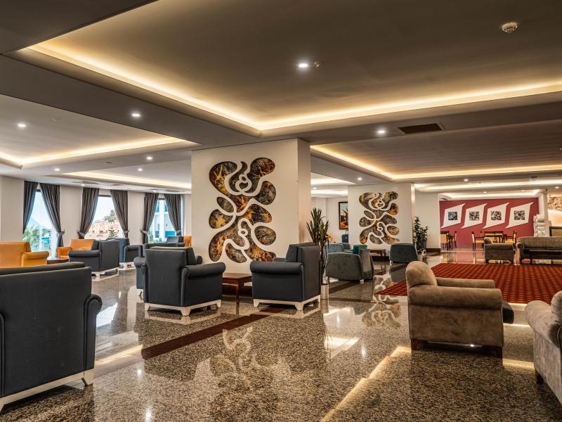 Green Nature Resort & Spa