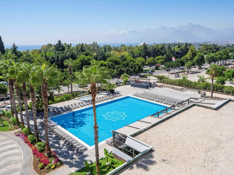 Nashira City Resort Hotel