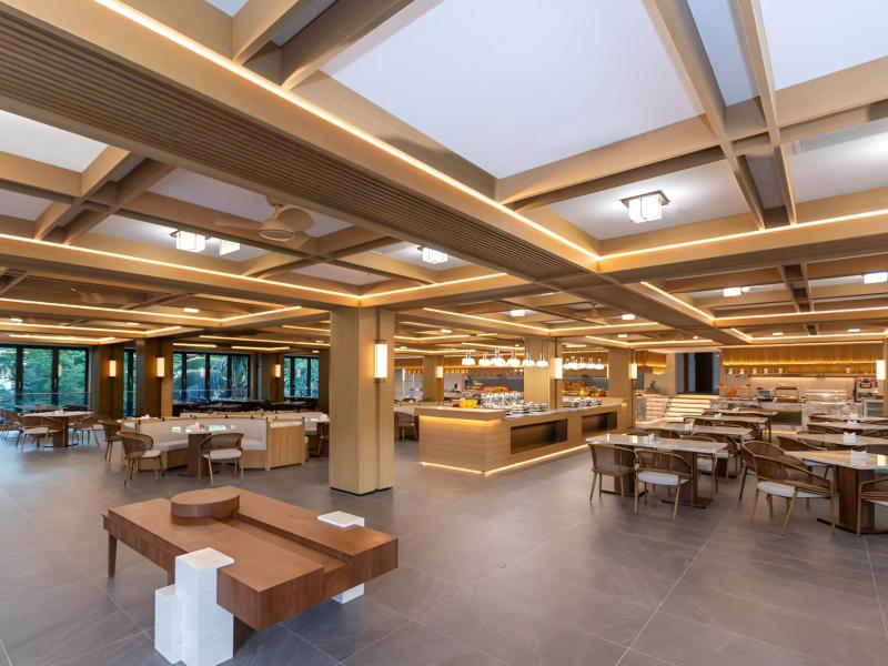 Sanya Dongrong Guest International Hotel