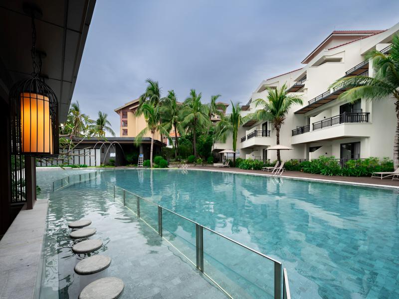 Sanya Dongrong Guest International Hotel