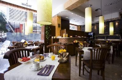 Pol & Grace Hotel