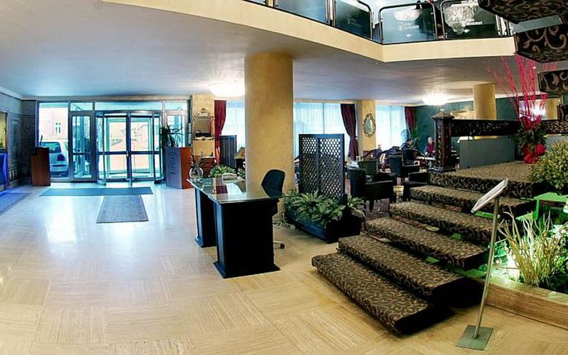 Gur Kent Hotel