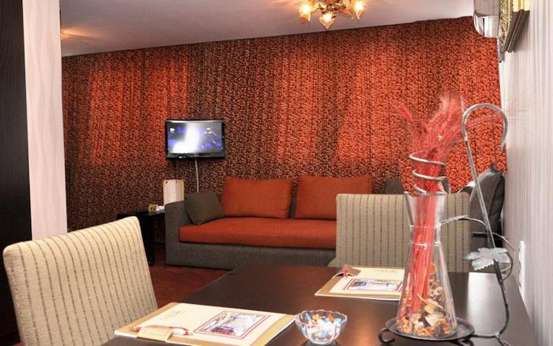 Gur Kent Hotel
