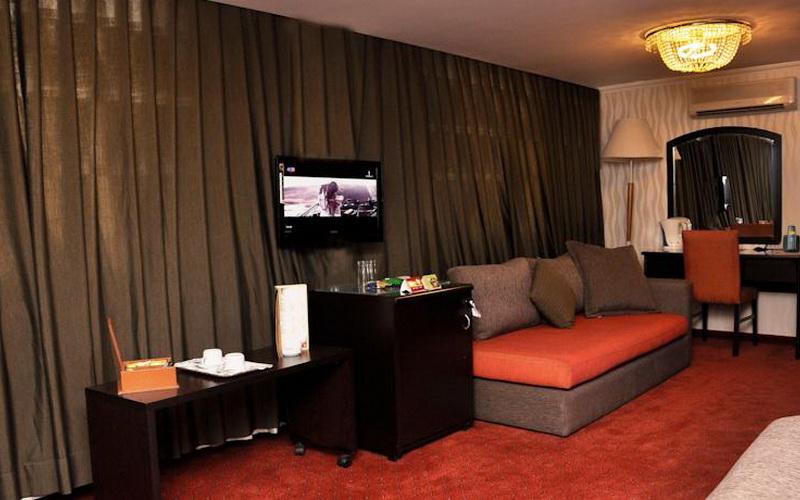Gur Kent Hotel