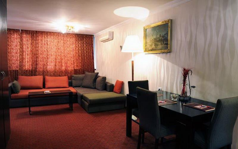 Gur Kent Hotel