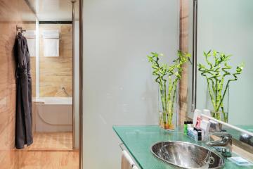 Отель H10 Marina Barcelona Испания, Барселона, фото 11