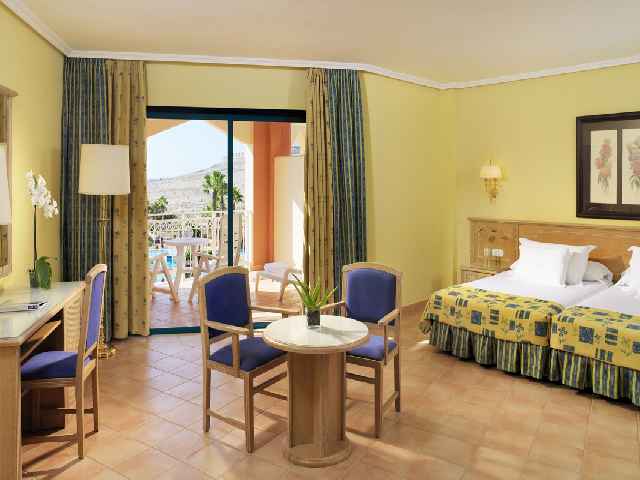 H10 Sentido Playa Esmeralda