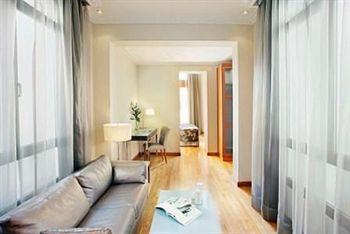 H10 Villa De La Reina