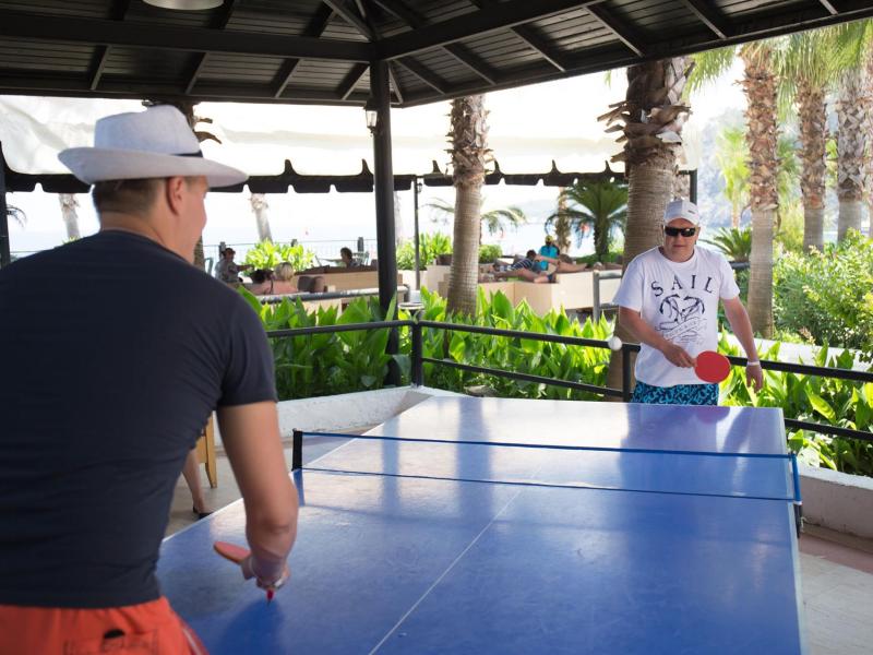 Club Akman Beach Hotel