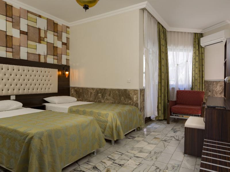 Club Akman Beach Hotel