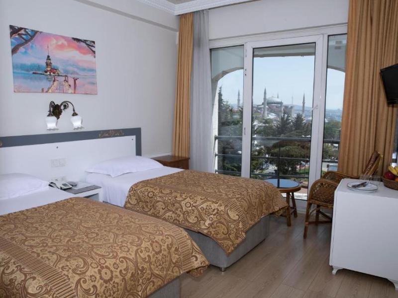 Hali Hotel