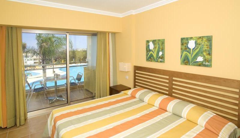 Alto da Colina Aparthotel 