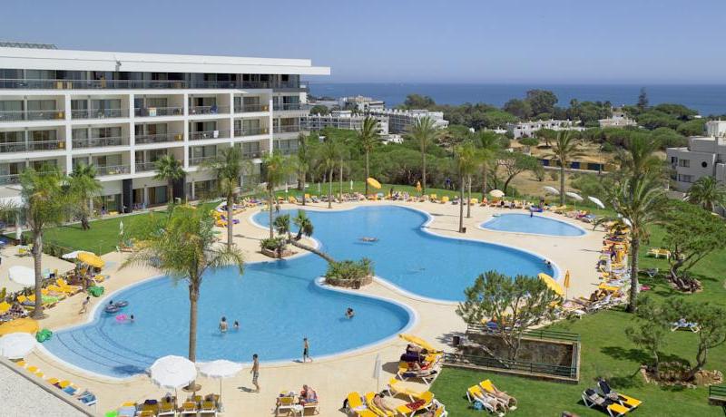 Alto da Colina Aparthotel 