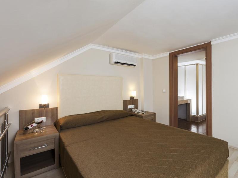 PrimaSol Hane Garden