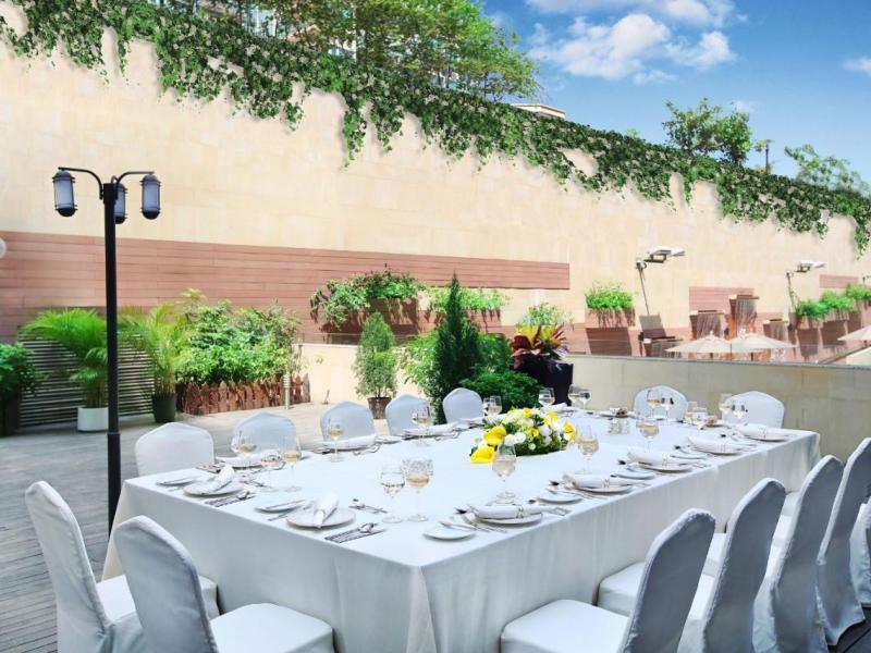 Harbour Plaza 8 Degrees