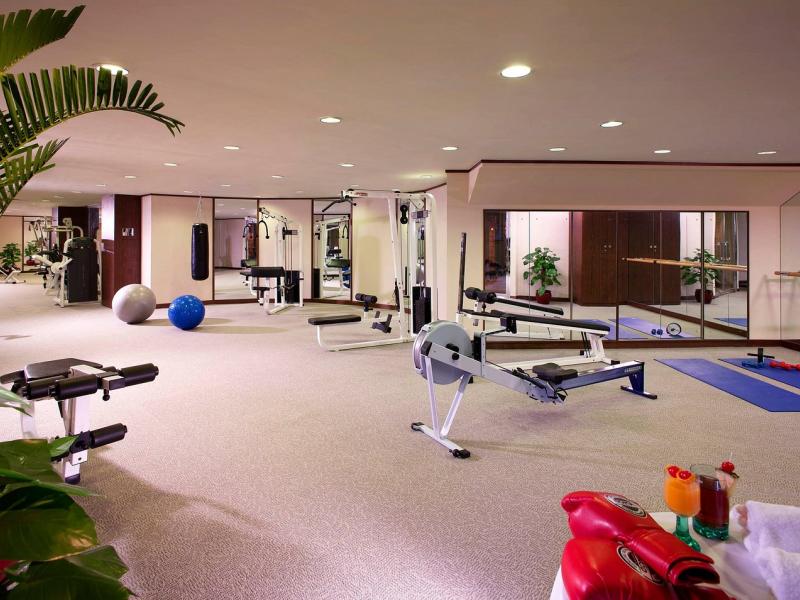 Harbour Plaza Metropolis