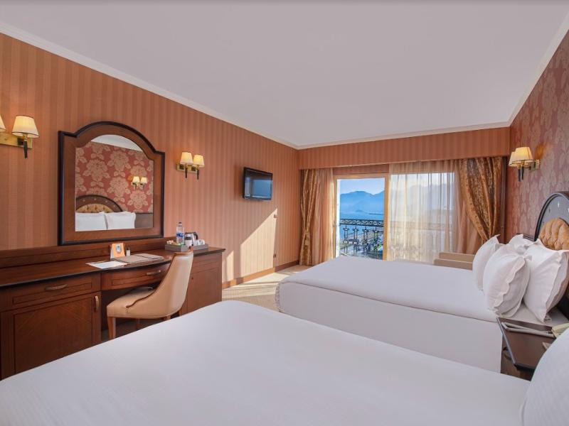 Megasaray WestBeach Antalya